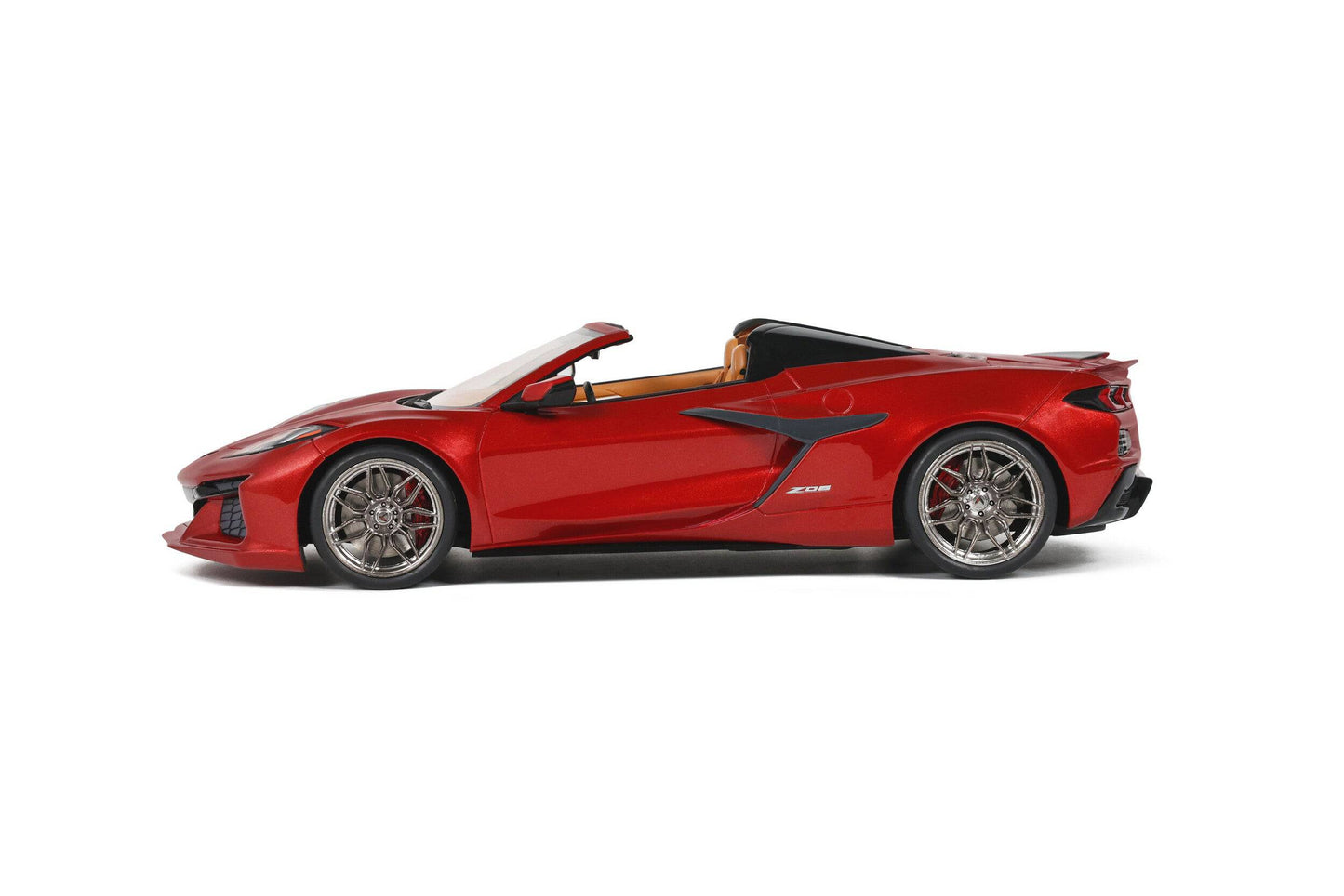 GT Spirit - Chevrolet Corvette Cabriolet Z06 (C8) (Red Mist Metallic) 1:18 Scale Model Car - Model Cars Canada Inc.