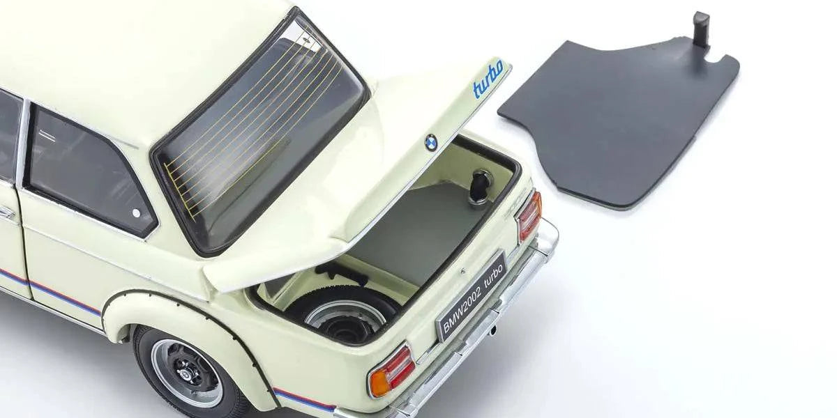 Kyosho - BMW 2002 Turbo (Silver) 1:18 Scale Model Car - Model Cars Canada Inc.