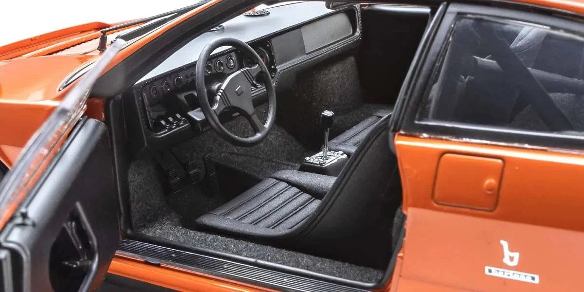 Kyosho - Lamborghini Urraco P250 Rallye (Orange) 1:18 Scale Model - Model Cars Canada Inc.