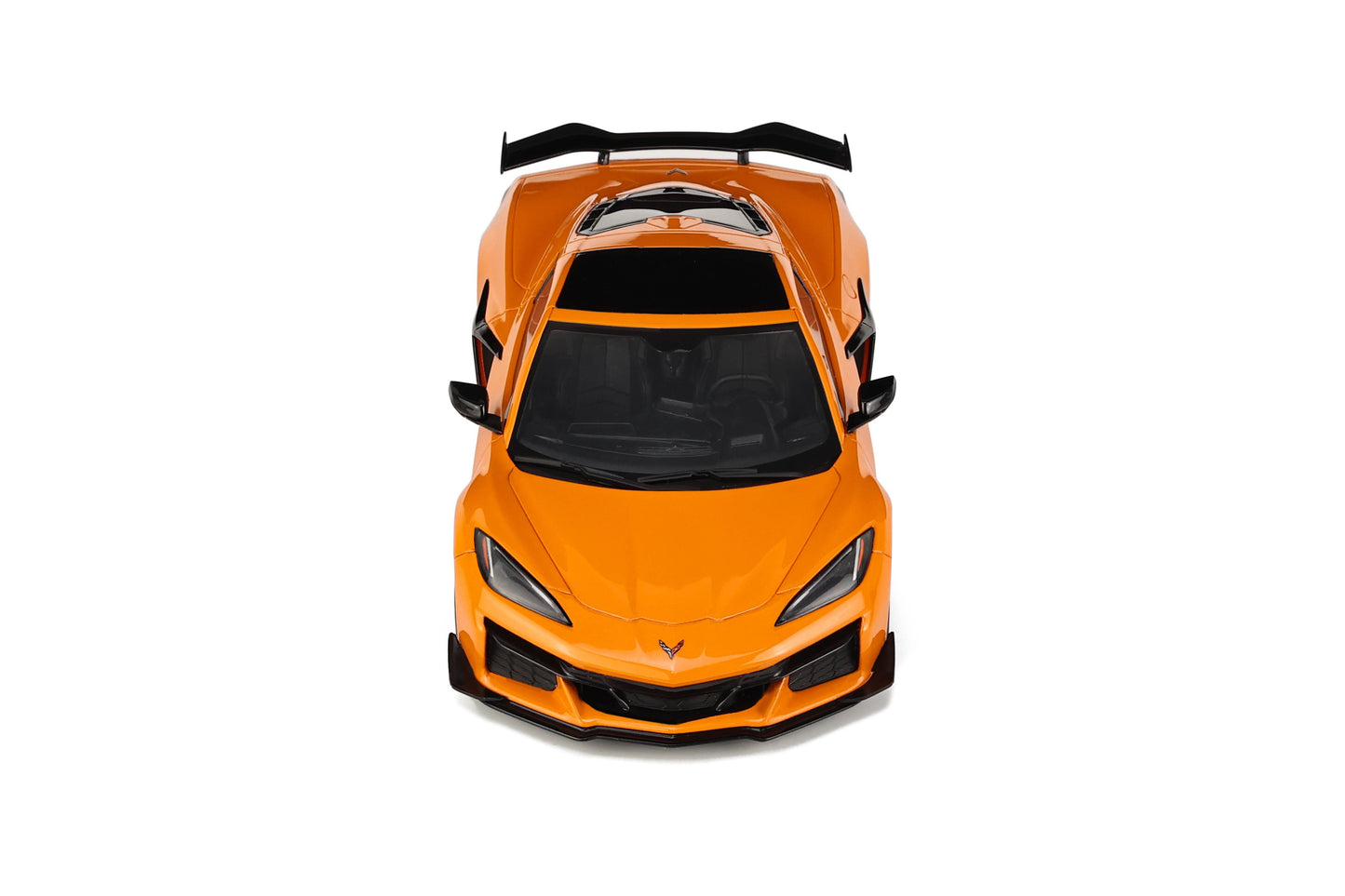 GT Spirit - Chevrolet Corvette (C8) Z06 (Orange) 1:18 Scale Model Car - Model Cars Canada Inc.