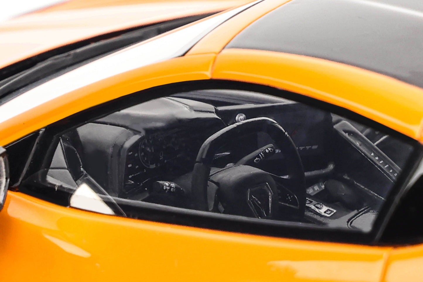 GT Spirit - Chevrolet Corvette (C8) Z06 (Orange) 1:18 Scale Model Car - Model Cars Canada Inc.
