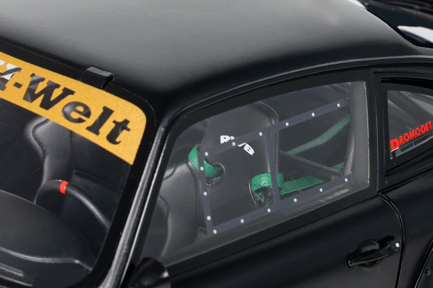 GT Spirit - RWB Porsche 911 (930) "Stella Artois" (Satin Black) 1:18 Scale Model Car - Model Cars Canada Inc.