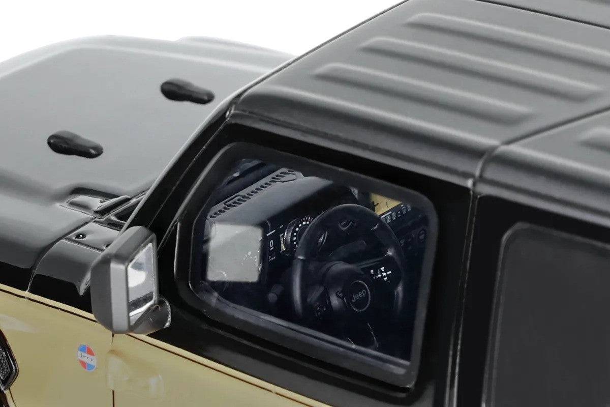GT Spirit - Jeep Gladiator Honcho (Black) 1:18 Scale Model Car - Model Cars Canada Inc.