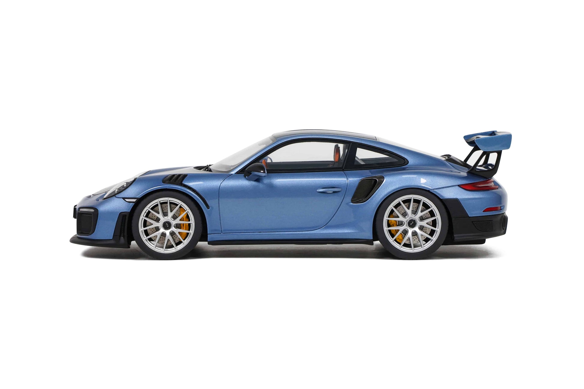 GT Spirit - Porsche 911 GT2 RS (991.2)(Gemini Blue) 1:18 Scale Model Car - Model Cars Canada Inc.