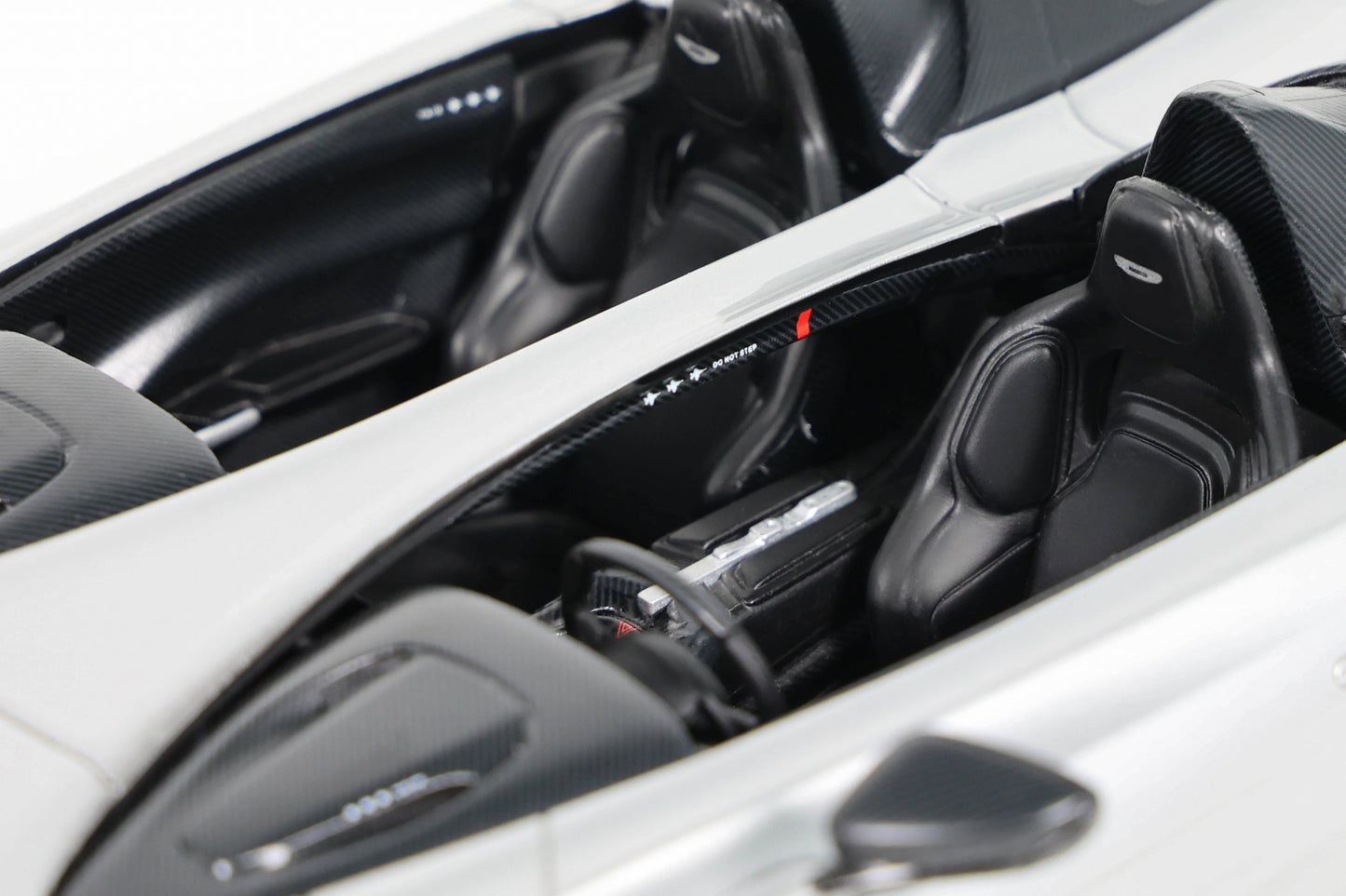 GT Spirit - Aston Martin V12 Speedster (Skyfall Silver) 1:18 Scale Model Car - Model Cars Canada Inc.