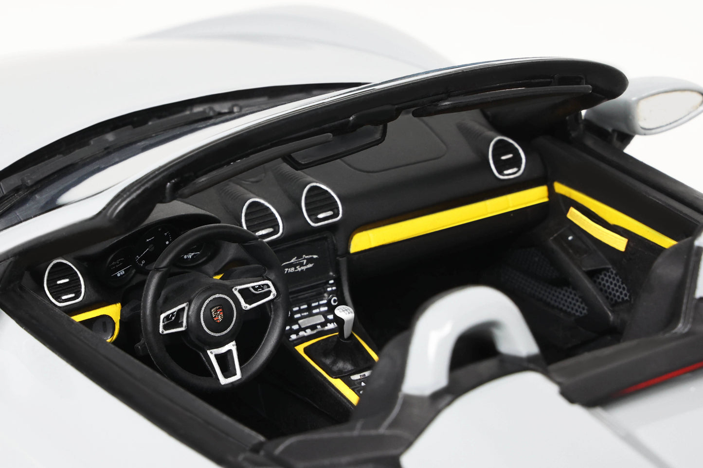 GT Spirit - Porsche Spyder (718) (Chalk Grey) 1:18 Scale Model - Model Cars Canada Inc.