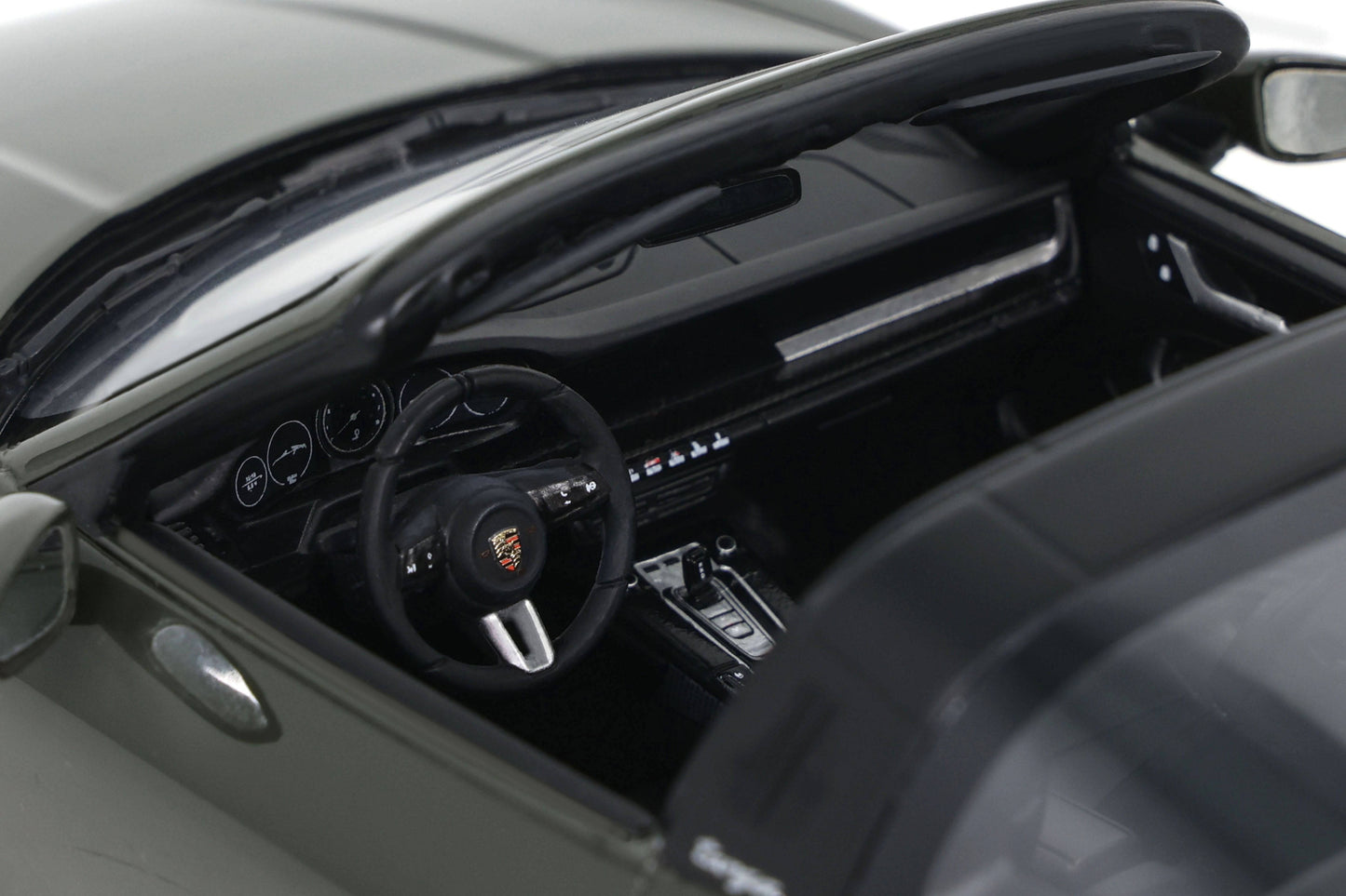 GT Spirit - Porsche 911 (992) Targa 4S (PTS Black Olive Green) 1:18 Scale Model - Model Cars Canada Inc.