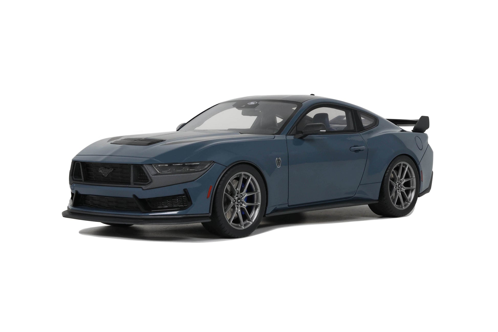GT Spirit - Ford Mustang Dark Horse (S650) (Vapor Blue Metallic) 1:18 Scale Model - Model Cars Canada Inc.