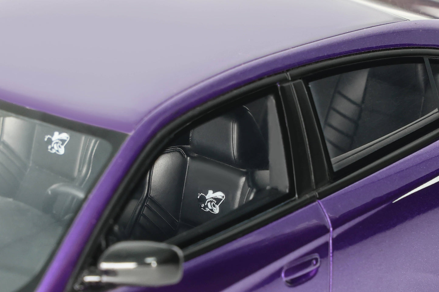 GT Spirit - Dodge Charger Super Bee (Plum Crazy Purple) 1:18 Scale Model Car - Model Cars Canada Inc.