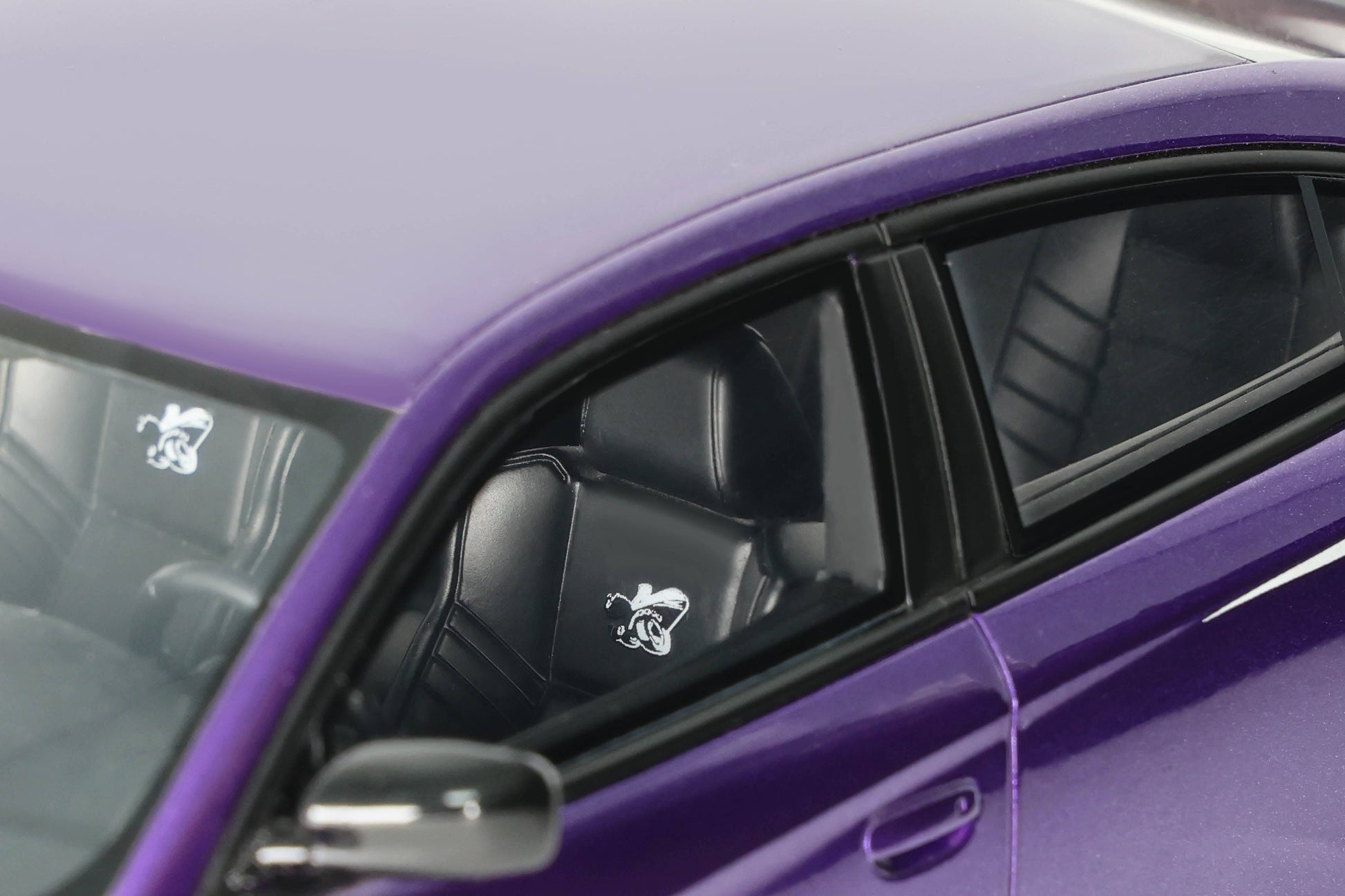 GT Spirit - Dodge Charger Super Bee (Plum Crazy Purple) 1:18 Scale Model Car - Model Cars Canada Inc.