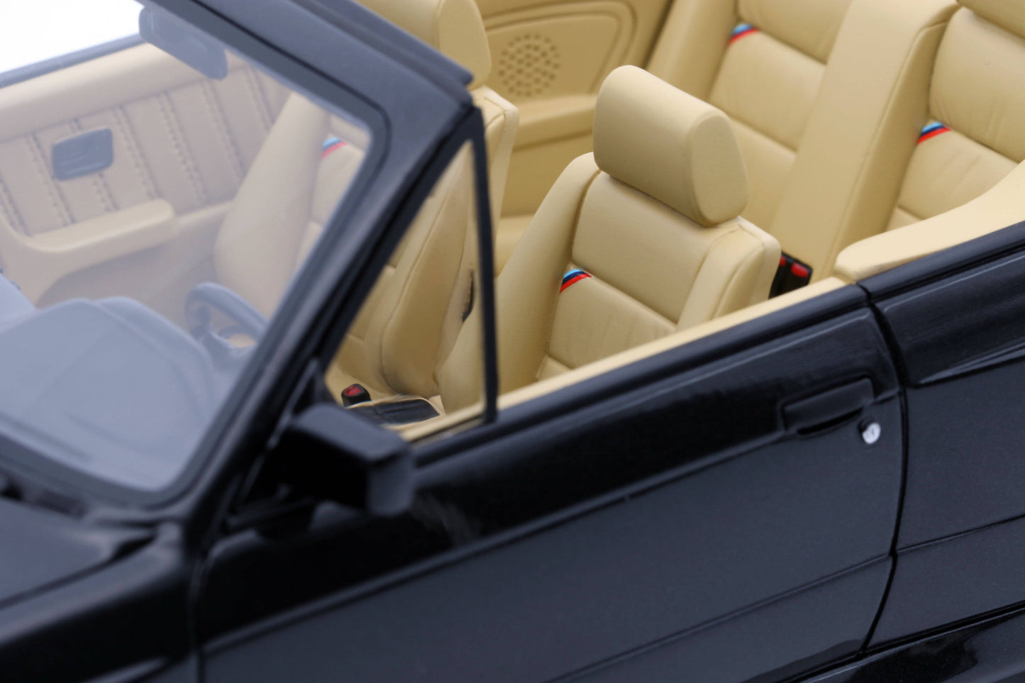 OttOmobile - BMW M3 Convertible (E30) (Black) 1:18 Scale Model Car - Model Cars Canada Inc.