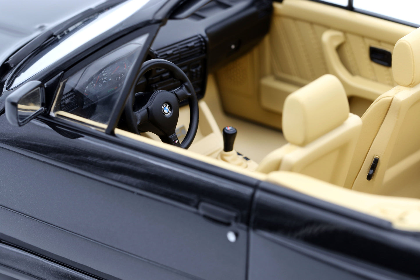OttOmobile - BMW M3 Convertible (E30) (Black) 1:18 Scale Model Car - Model Cars Canada Inc.