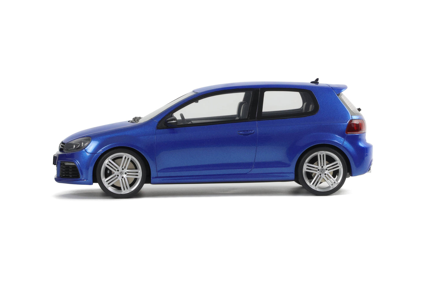 OttOmobile - Volkswagen Golf R (MK6) (Lapris Blue Metallic) 1:18 Scale Model Car - Model Cars Canada Inc.