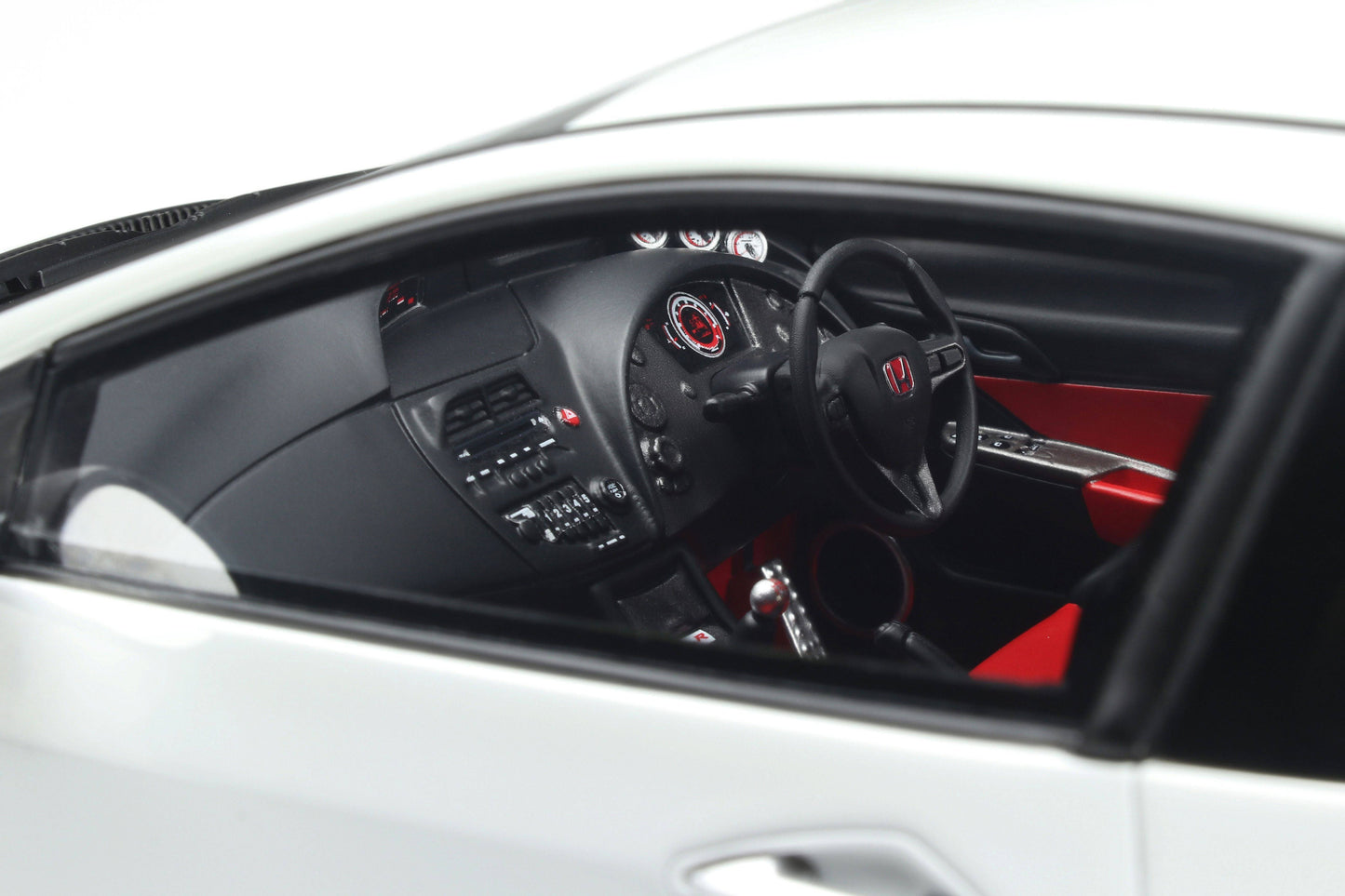 OttOmobile - Mugen Honda Civic Type R (FN2) (Taffeta White) 1:18 Scale Model - Model Cars Canada Inc.