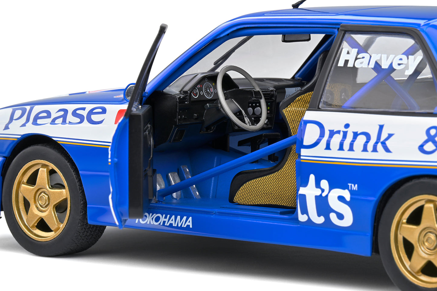 Solido - BMW M3 (E30)(Labatt's) 1:18 Scale Model Car - Model Cars Canada Inc.