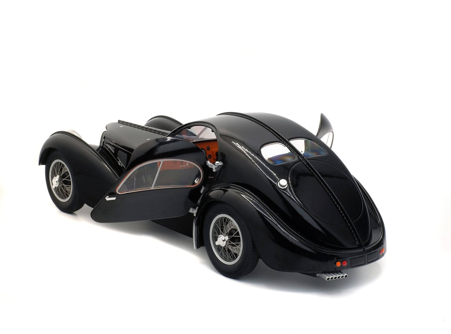 Solido - Bugatti Atlantic Type 57 SC (Black) 1:18 Scale Model Car - Model Cars Canada Inc.