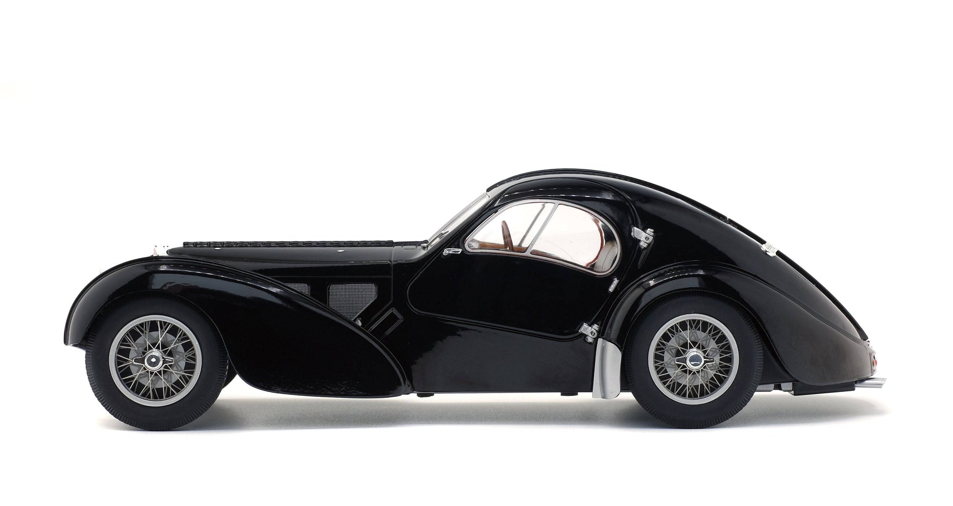 Solido - Bugatti Atlantic Type 57 SC (Black) 1:18 Scale Model Car - Model Cars Canada Inc.