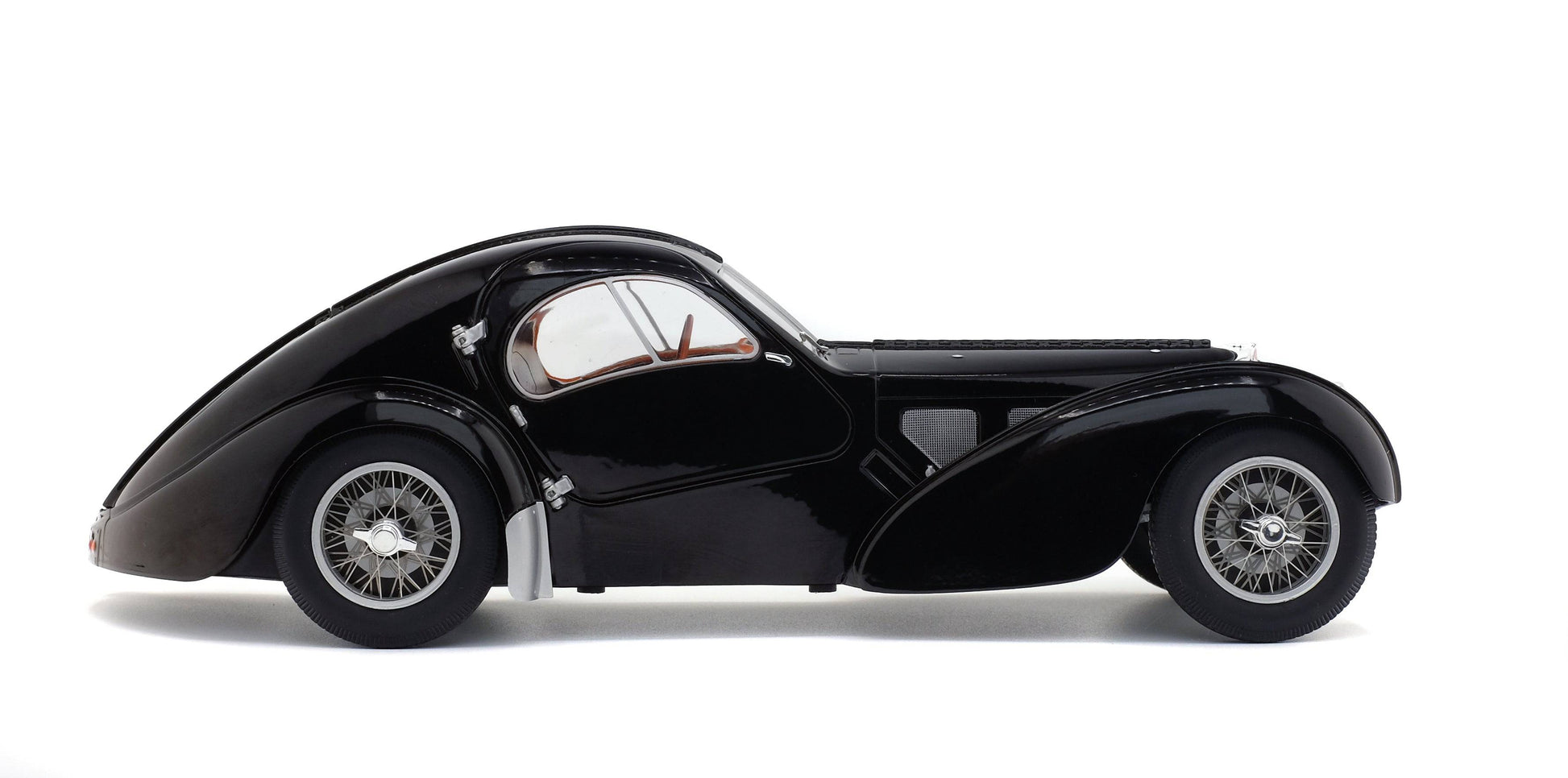 Solido - Bugatti Atlantic Type 57 SC (Black) 1:18 Scale Model Car - Model Cars Canada Inc.