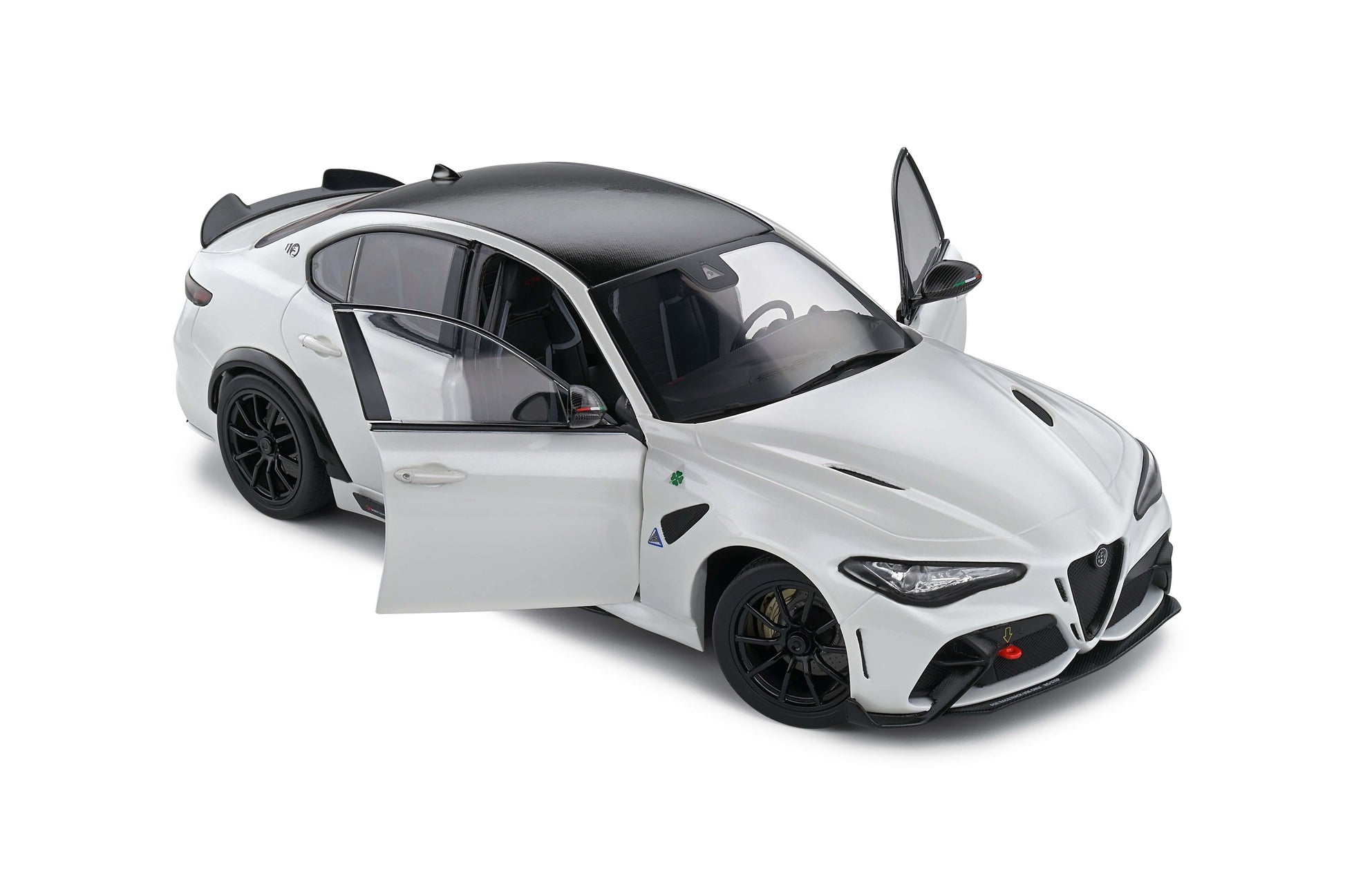Solido - Alfa Romeo Giulia GTA (White) 1:18 Scale Model Car - Model Cars Canada Inc.