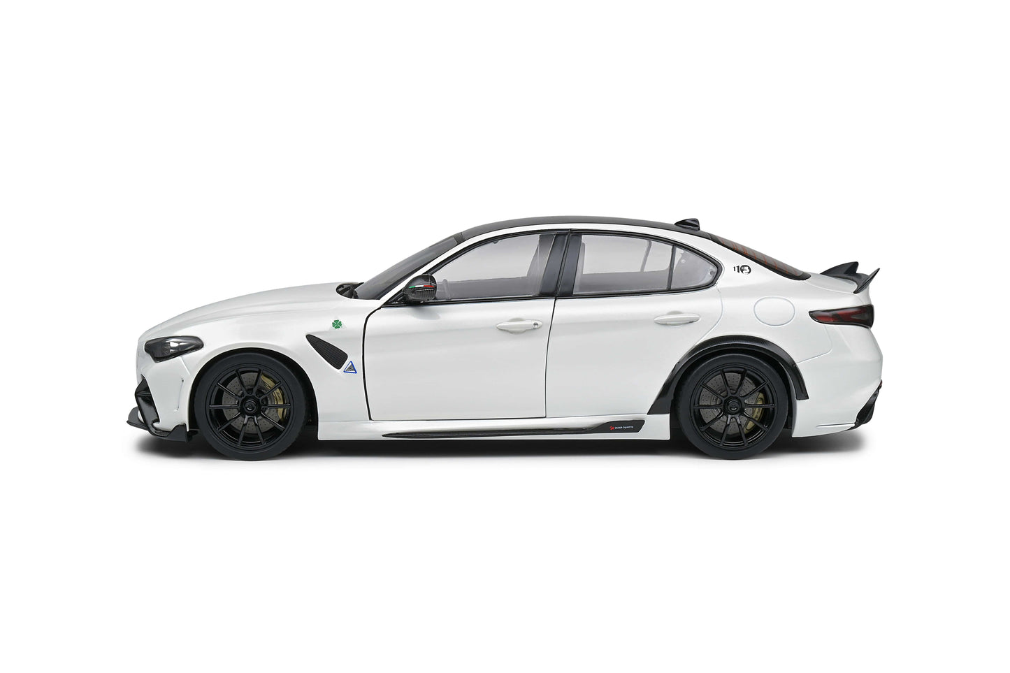 Solido - Alfa Romeo Giulia GTA (White) 1:18 Scale Model Car - Model Cars Canada Inc.