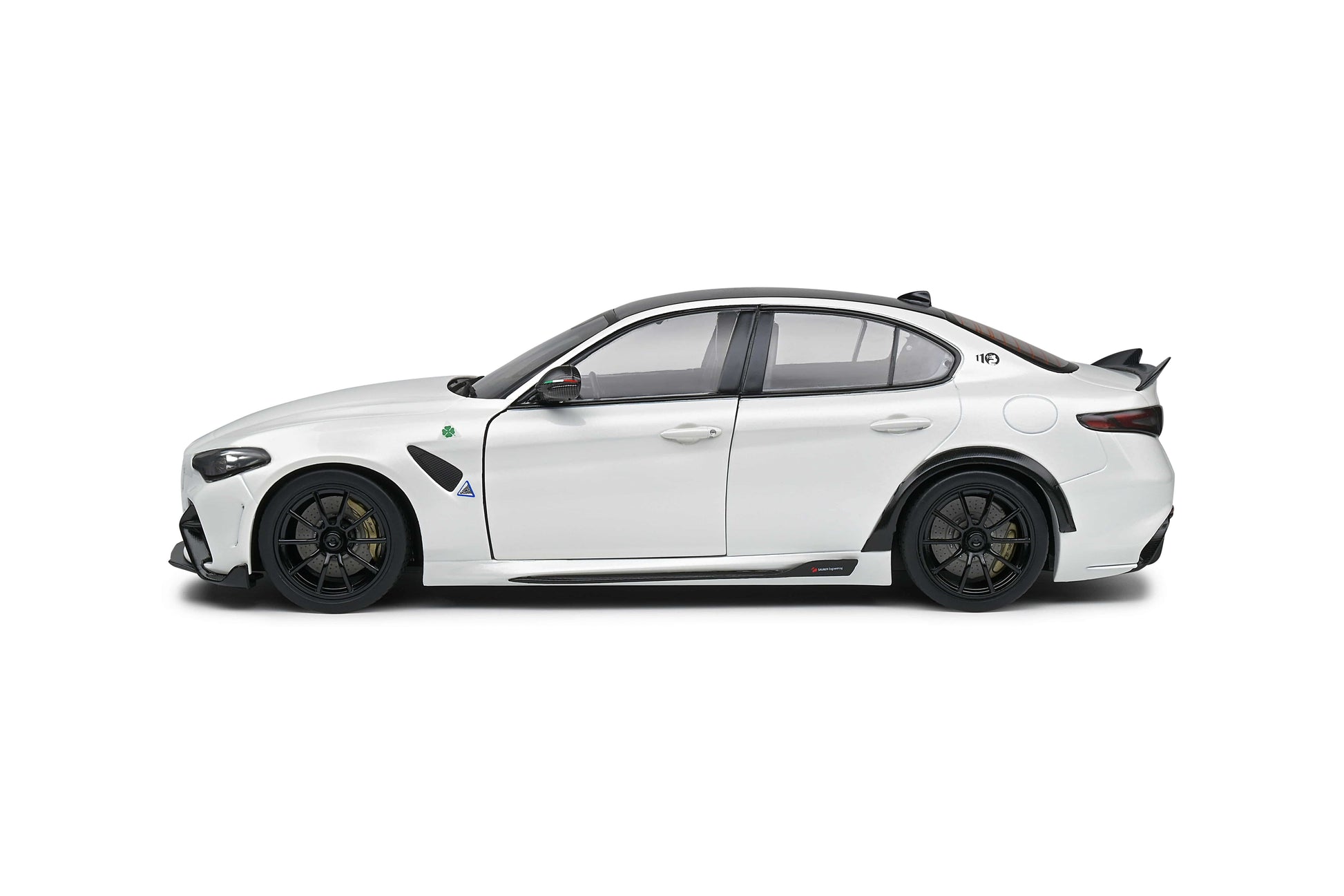 Solido - Alfa Romeo Giulia GTA (White) 1:18 Scale Model Car - Model Cars Canada Inc.