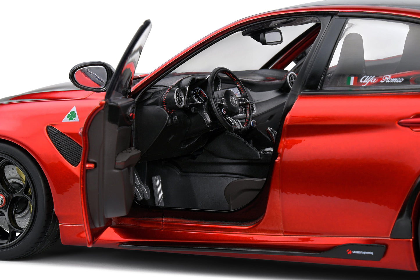 Solido - Alfa Romeo Giulia GTA-M (Red Tricolore) 1:18 Scale Model Car - Model Cars Canada Inc.