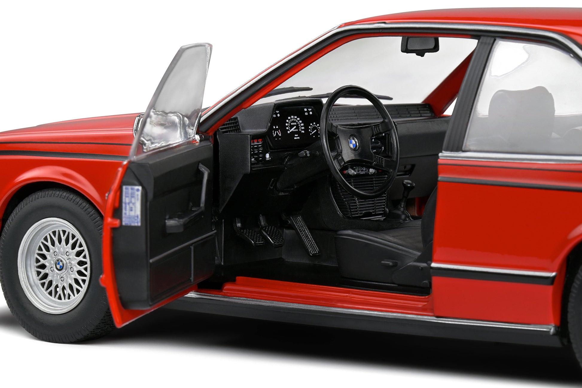 Solido - BMW 635 CSi (E24)(Henna Red) 1:18 Scale Model Car - Model Cars Canada Inc.