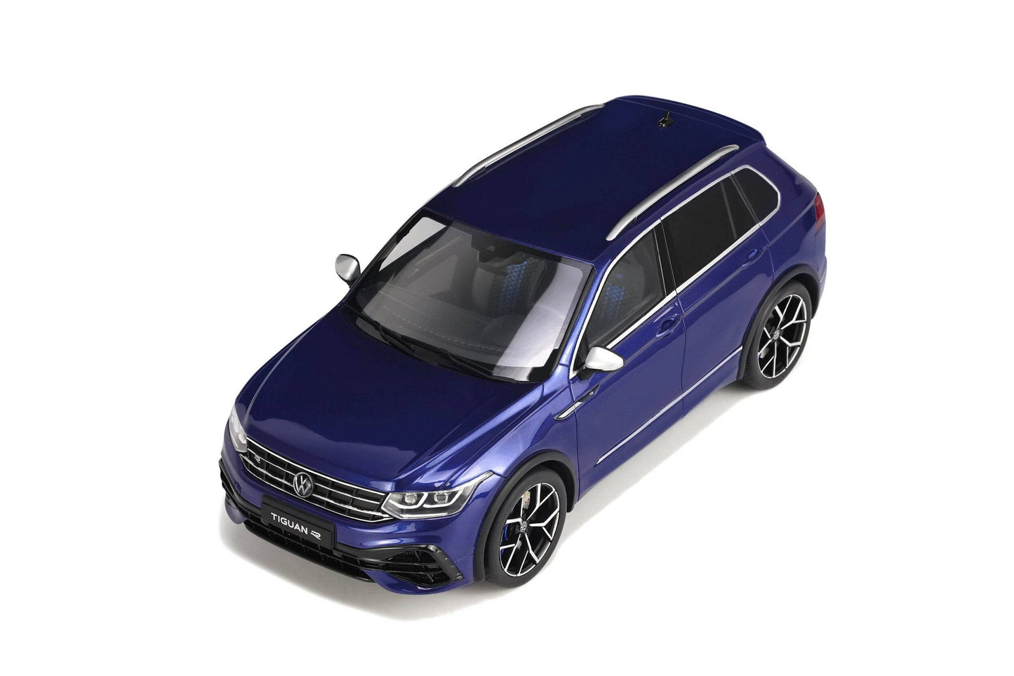 OttOmobile - Volkswagen Tiguan R (Lapiz Blue Metallic) 1:18 Scale Scale Model - Model Cars Canada Inc.