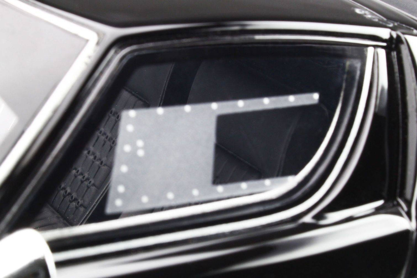 GT Spirit - Liberty Walk Lamborghini Miura (Black) 1:18 Scale Model Car - Model Cars Canada Inc.