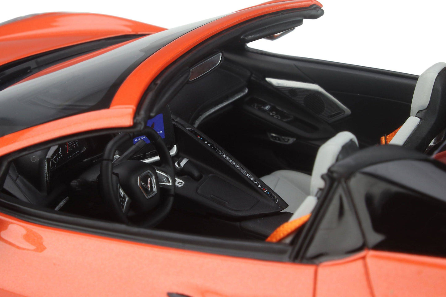 GT Spirit - Chevrolet Corvette Cabriolet (C8) (Sebring Orange) 1:18 Scale Model Car - Model Cars Canada Inc.