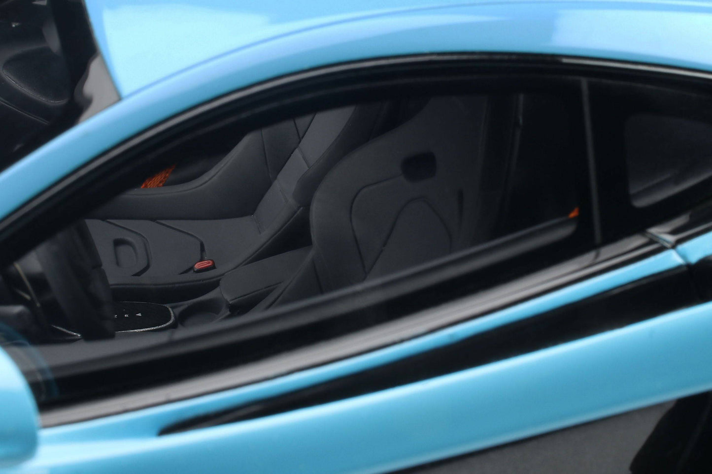 GT Spirit - McLaren 600LT (Blue) 1:18 Scale Model Car - Model Cars Canada Inc.