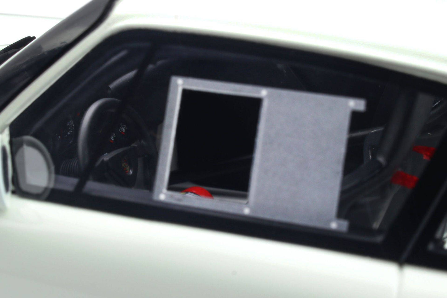 GT Spirit - Porsche 911 (964) C4 Lightweight (White) 1:18 Scale Model Car - Model Cars Canada Inc.