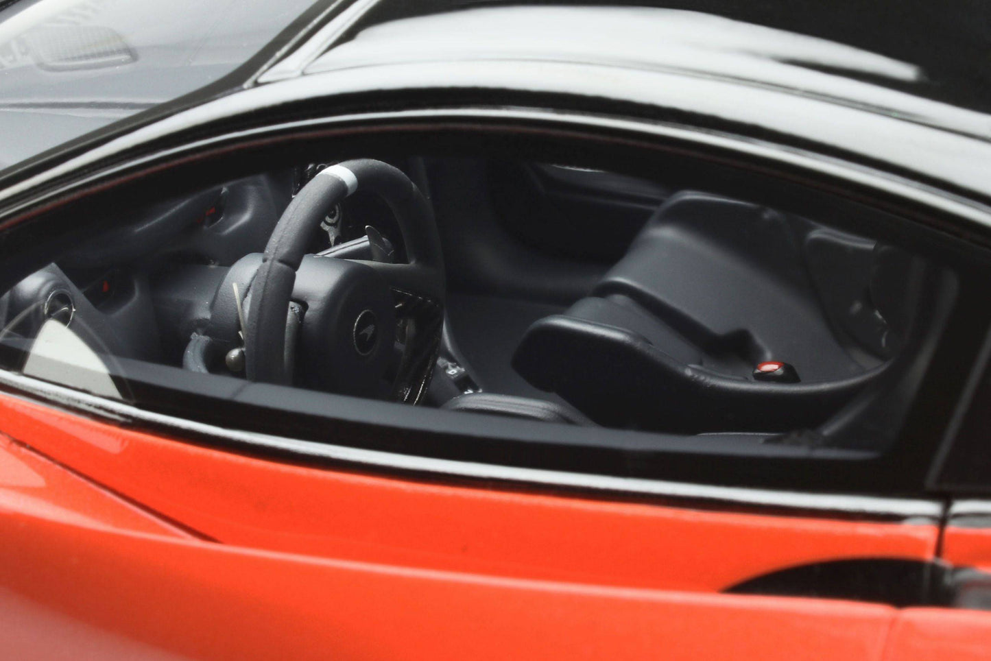 GT Spirit - McLaren 765LT (2020) (Helios Orange) 1:18 Scale Model Car - Model Cars Canada Inc.