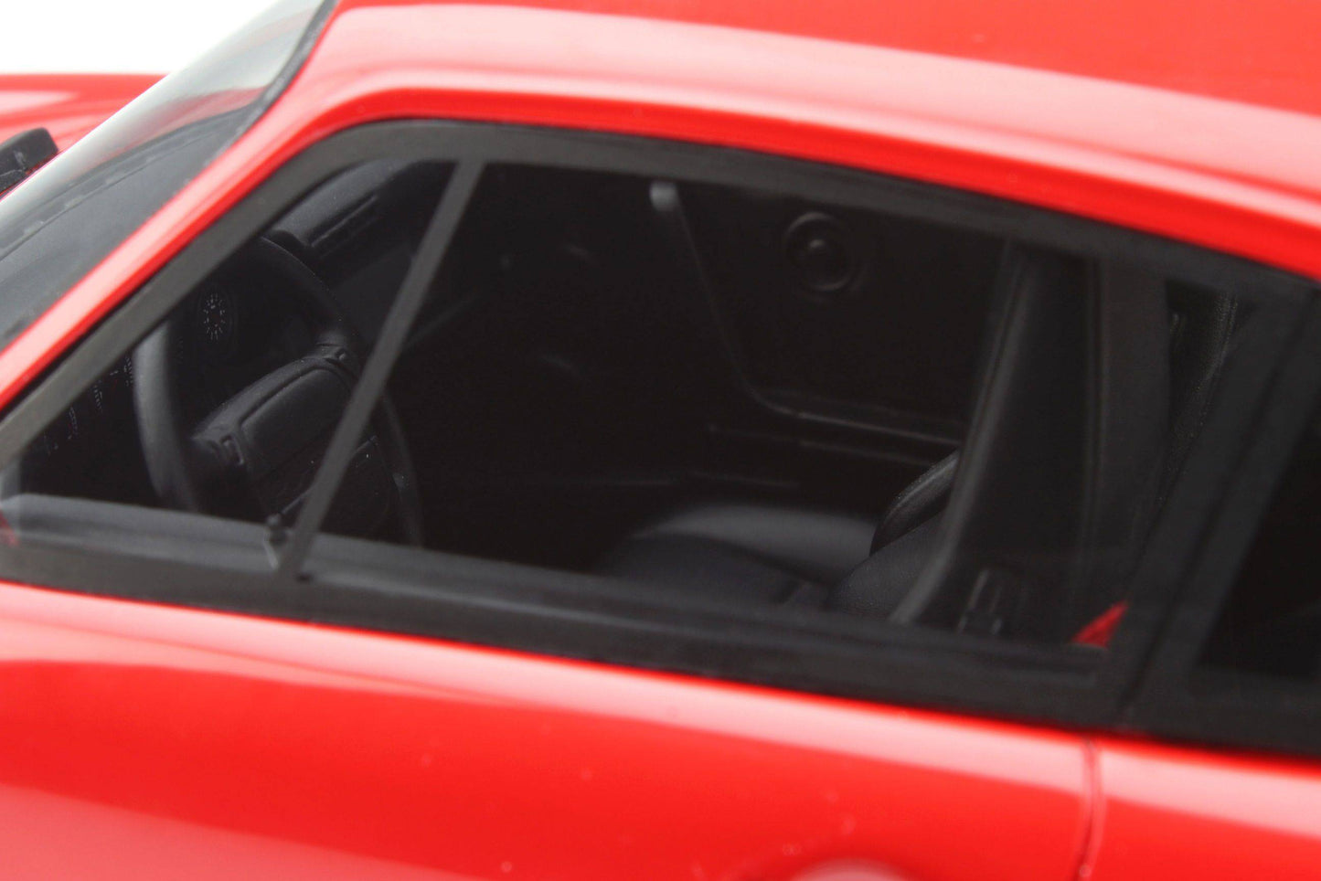 GT Spirit - Porsche 911 (964) Turbo S Flachbau (1994) (Guards Red) 1:18 Scale Model Car - Model Cars Canada Inc.