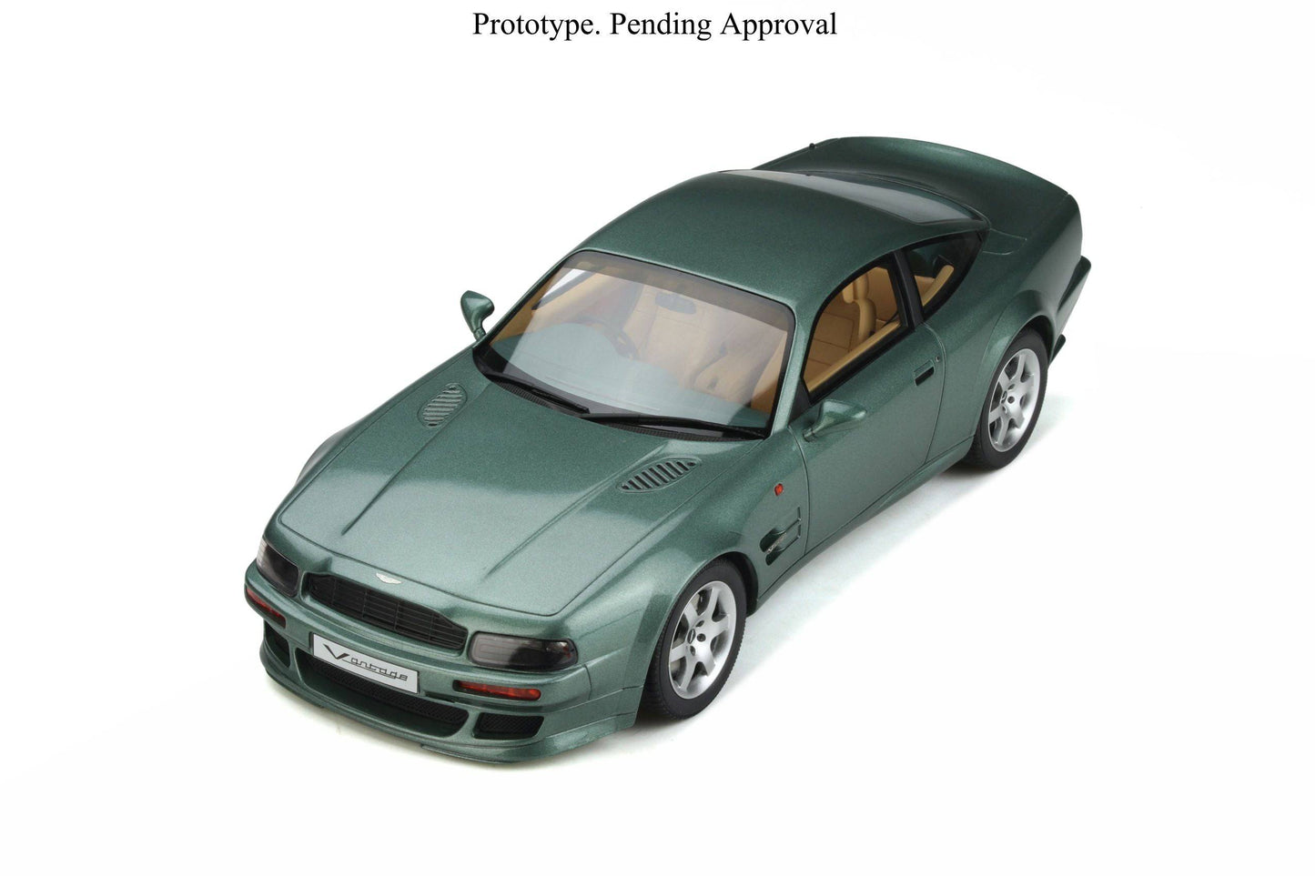 GT Spirit - Aston Martin V8 Vantage Le Mans (British Racing Green) 1:18 Scale Model Car - Model Cars Canada Inc.