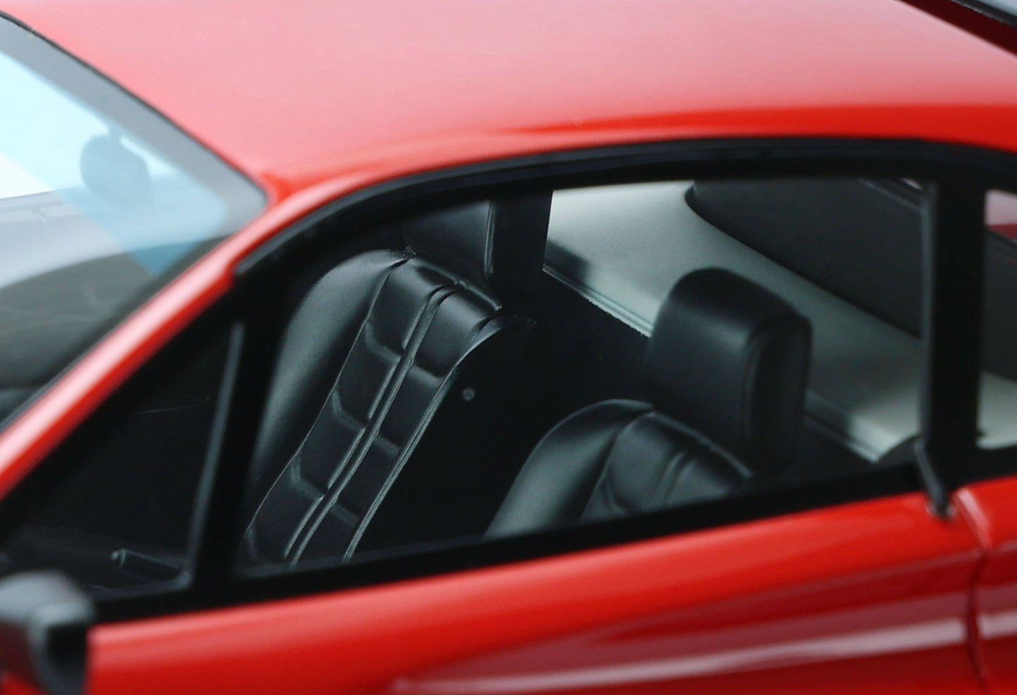 GT Spirit - Ferrari 208 GTB Turbo (Rosso Corsa Red) 1:18 Scale Model Car - Model Cars Canada Inc.