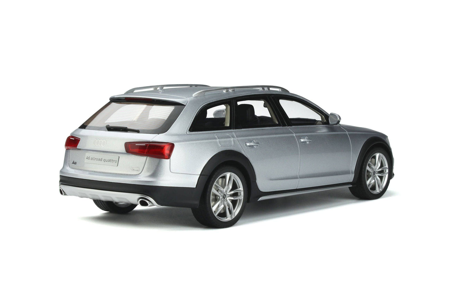 GT Spirit - Audi A6 Allroad (C7) (Floret Silver Metallic) 1:18 Scale Model Car