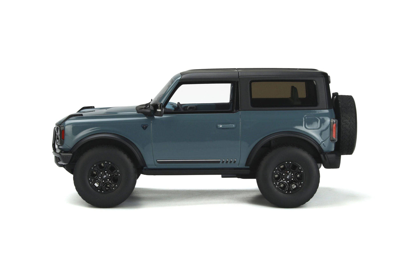 GT Spirit - Ford Bronco First Edition (Area 51 Blue) 1:18 Scale Model Car - Model Cars Canada Inc.
