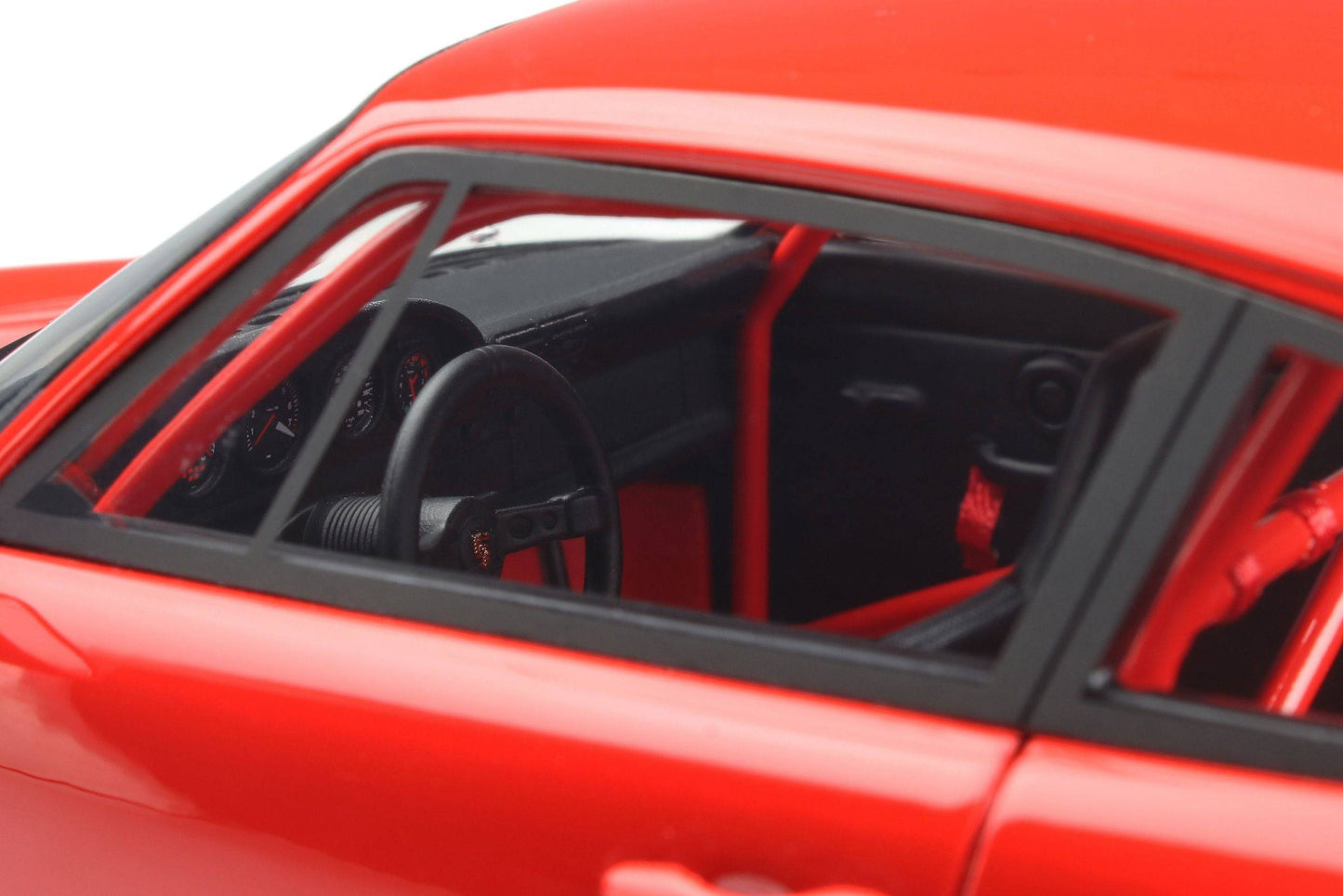 GT Spirit - Porsche 911 3.8 RSR (993) (Guards Red) 1:18 Scale Model Car - Model Cars Canada Inc.