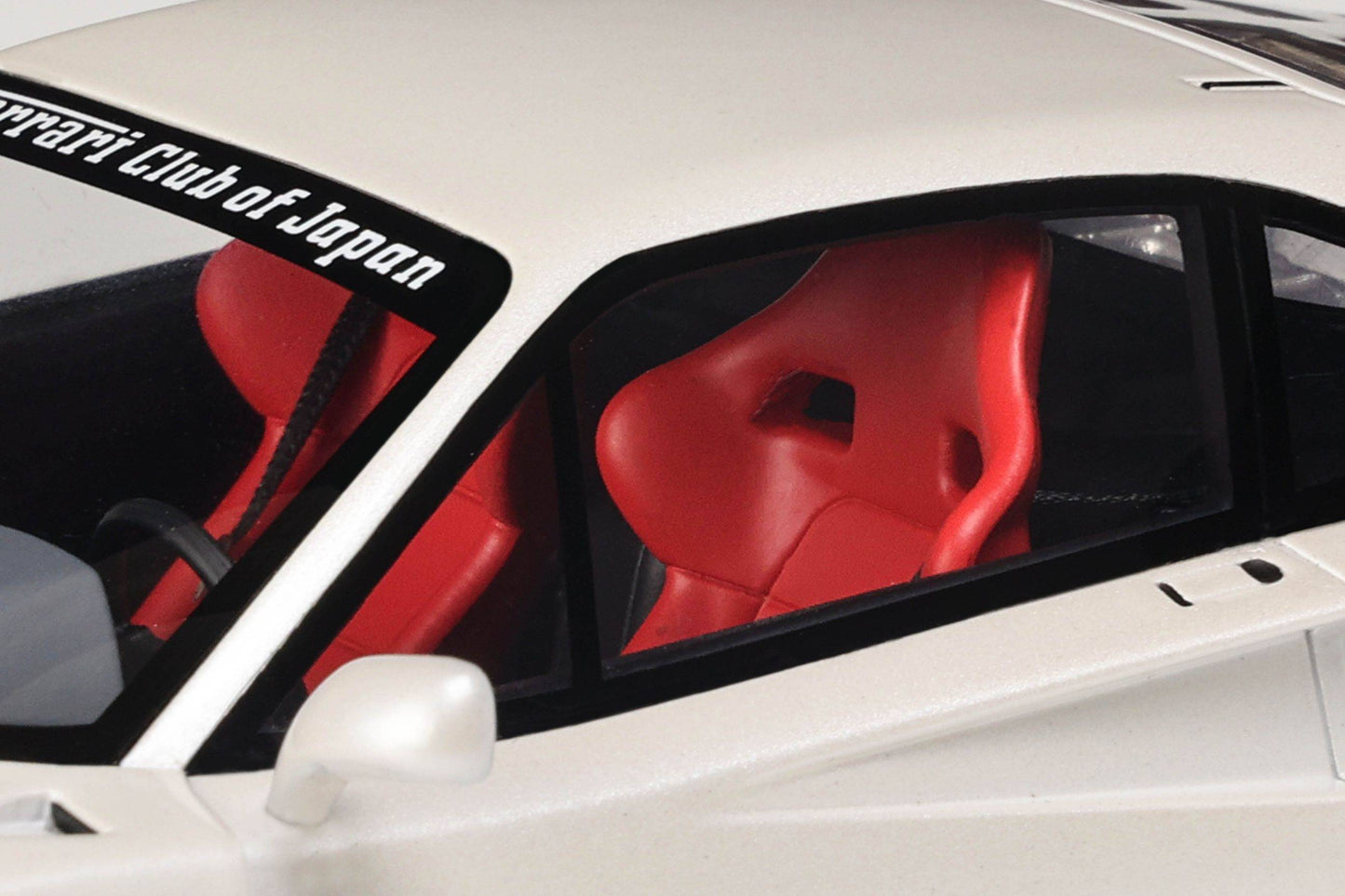 GT Spirit - Liberty Walk Ferrari F40 "Dolce" (White) 1:18 Scale Model Car