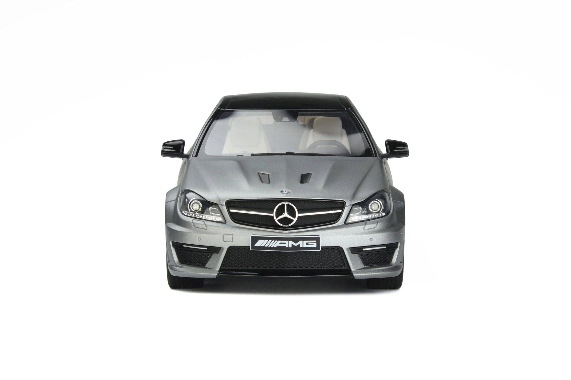 GT Spirit - Mercedes-Benz C63 AMG "Edition 507" (W204) (Designo Magno Platinum Matte) 1:18 Scale Model Car - Model Cars Canada Inc.