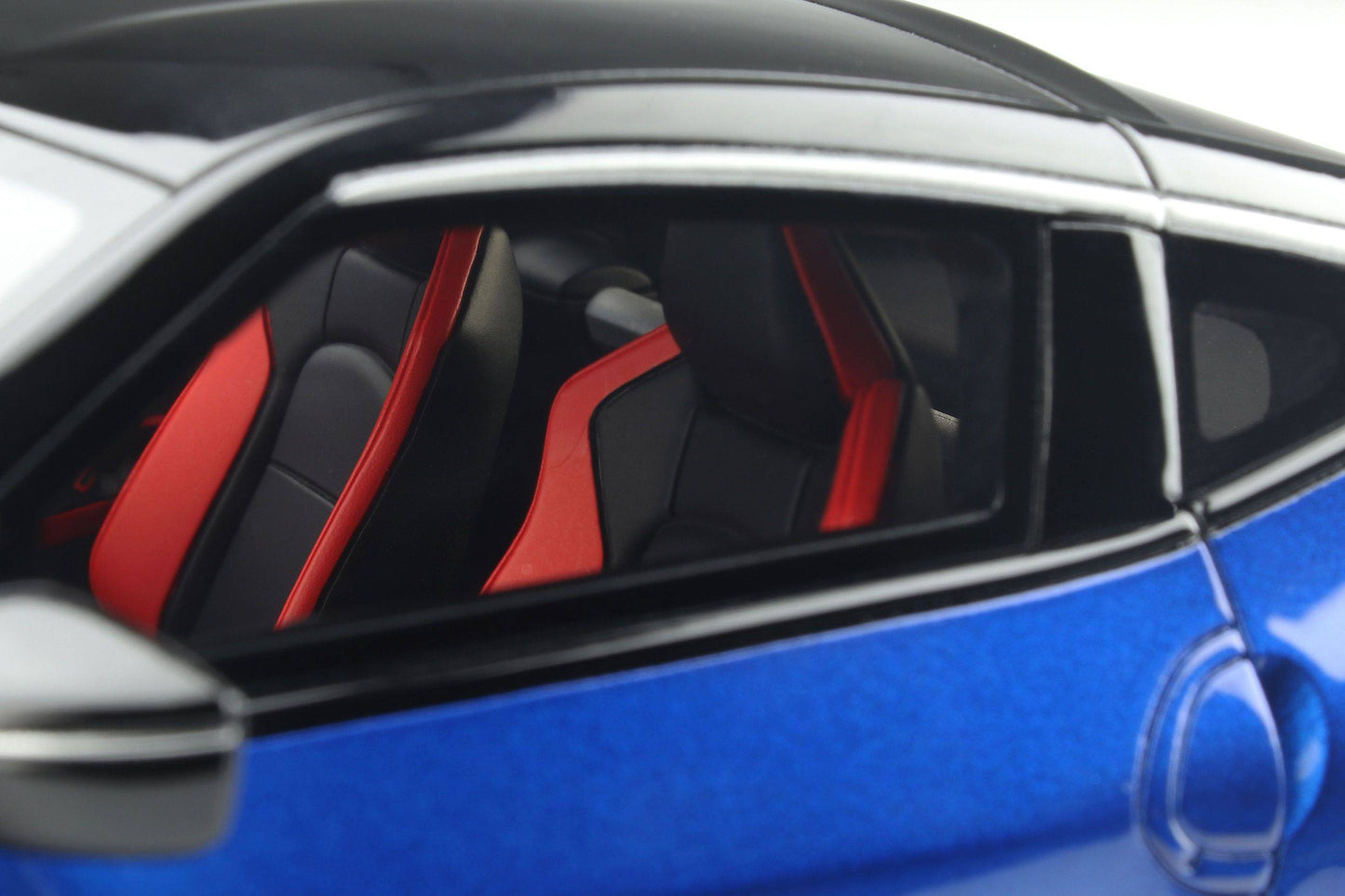 GT Spirit - Nissan 400Z (Bayside Blue) 1:18 Scale Model Car - Model Cars Canada Inc.