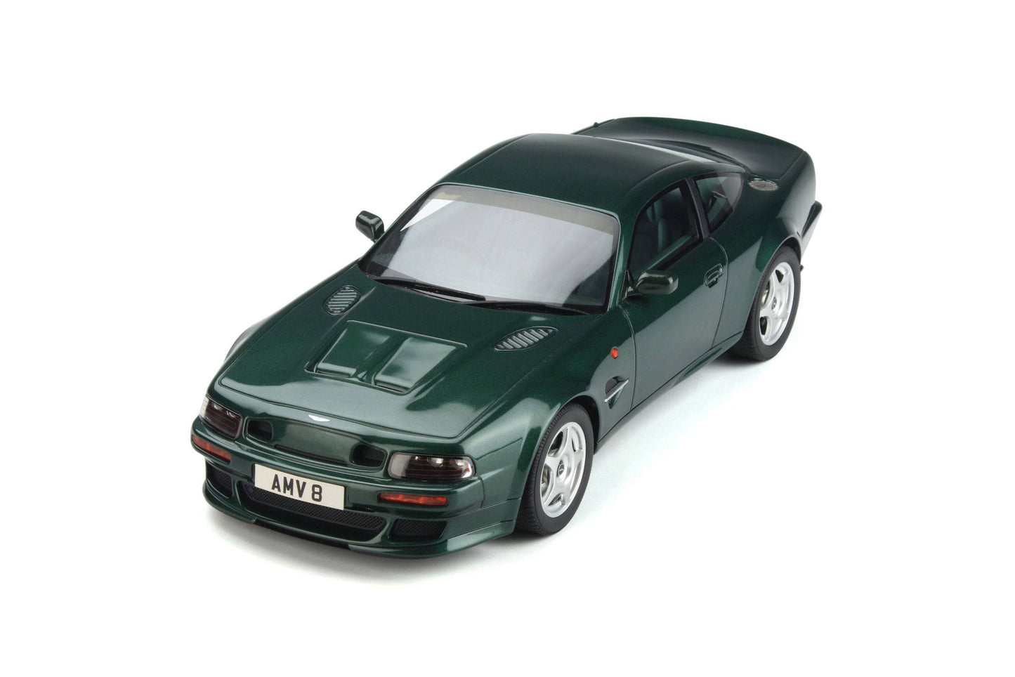 GT Spirit - Aston Martin V8 Vantage Le Mans (British Racing Green) 1:18 Scale Model Car