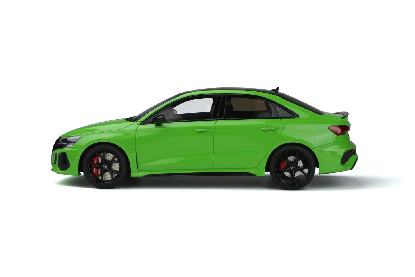 GT Spirit - Audi RS3 Sedan (Kyalami Green) 1:18 Scale Model Car - Model Cars Canada Inc.