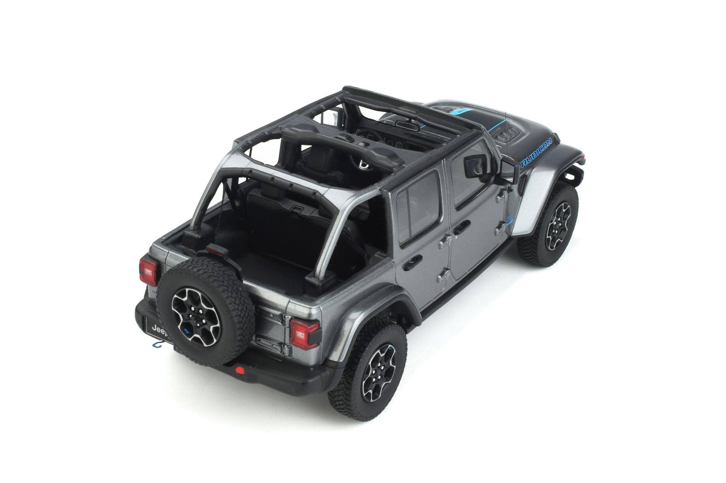 GT Spirit - Jeep Wrangler 4xe (Silver Zynith Clearcoat) 1:18 Scale Model Car - Model Cars Canada Inc.