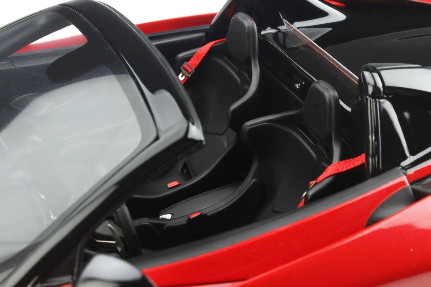 GT Spirit - McLaren 765LT Spider (Vermillion Red) 1:18 Scale Model Car - Model Cars Canada Inc.