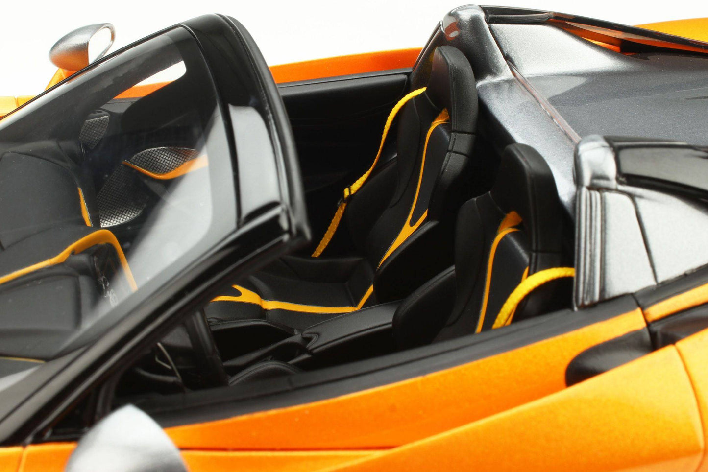 GT Spirit - McLaren 720S Spider (2018) (Papaya Spark Orange) 1:18 Scale Model Car - Model Cars Canada Inc.