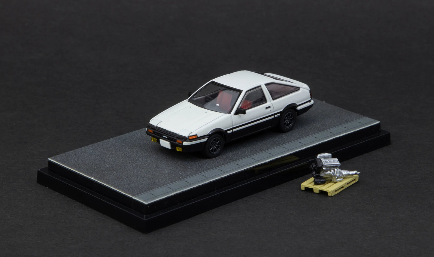 Hobby Japan - Toyota Corolla Sprinter Tureno GT Apex (AE86) "Initial D" (Lights Down) 1:64 Scale Model Car