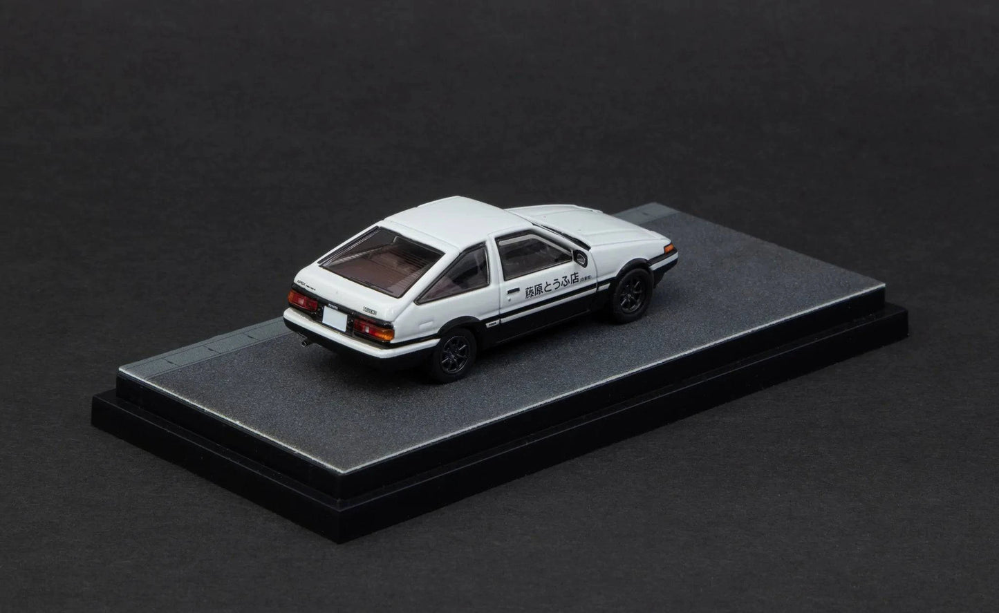 Hobby Japan - Toyota Corolla Sprinter Tureno GT Apex (AE86) "Initial D" (Lights Down) 1:64 Scale Model Car - Model Cars Canada Inc.