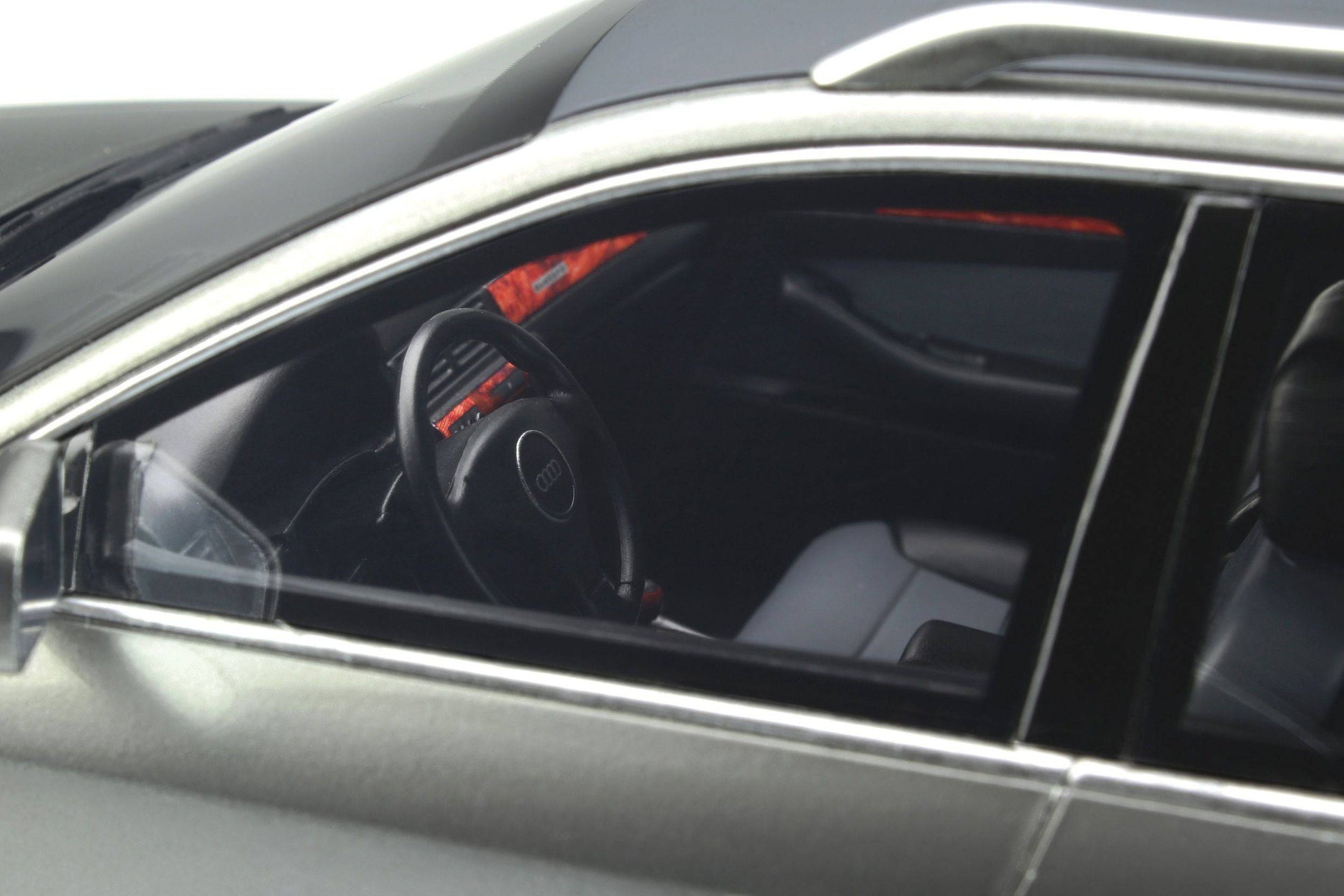 OttOmobile - Audi A6 Allroad (C5) (Grey) 1:18 Scale Model Car - Model Cars Canada Inc.